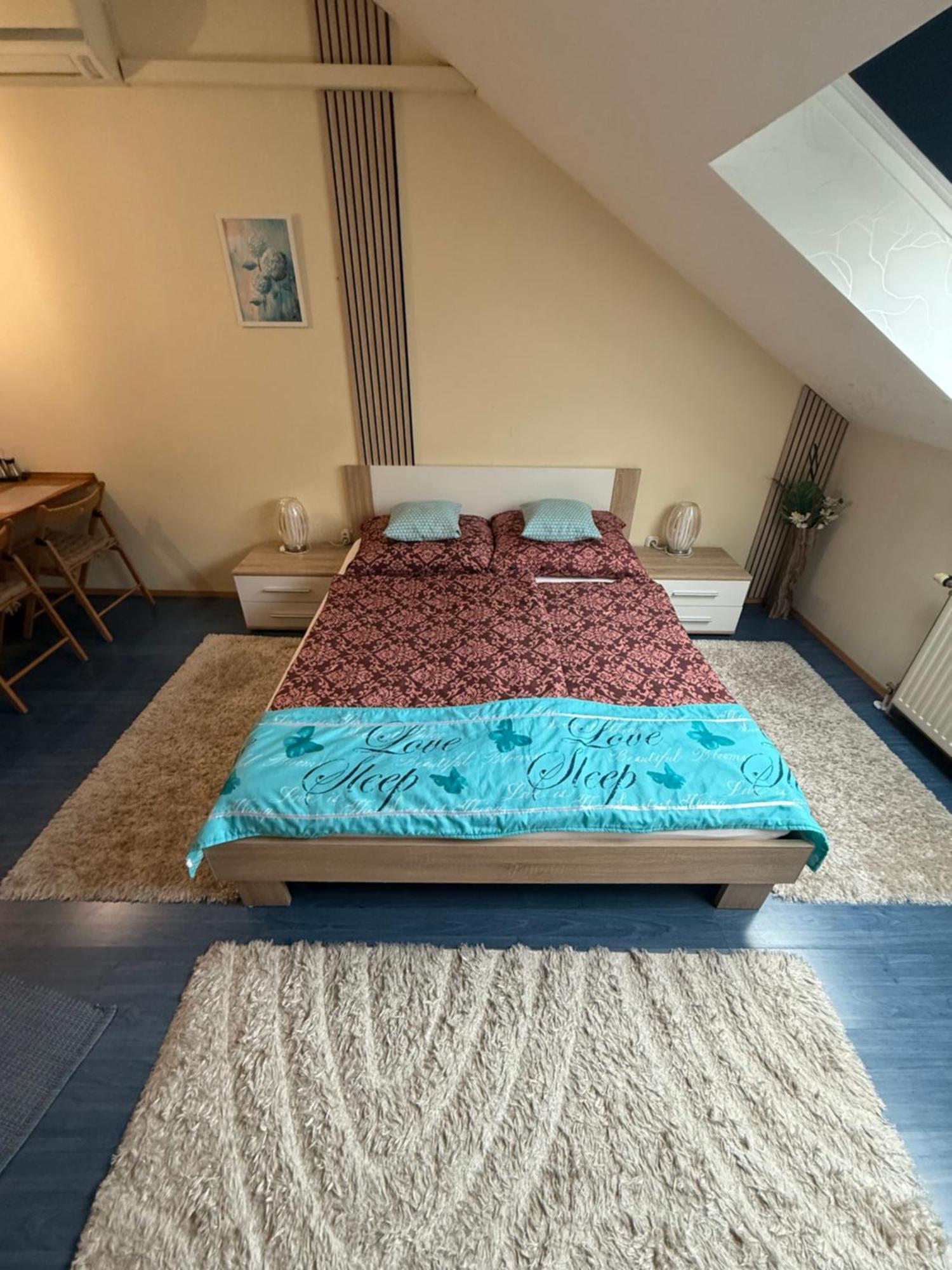 Kossuth Apartman ブダペスト エクステリア 写真